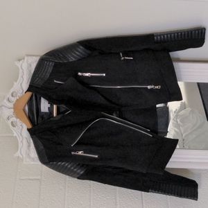 Ivory & Chain | Black Vegan Leather Jacket | AUS 16